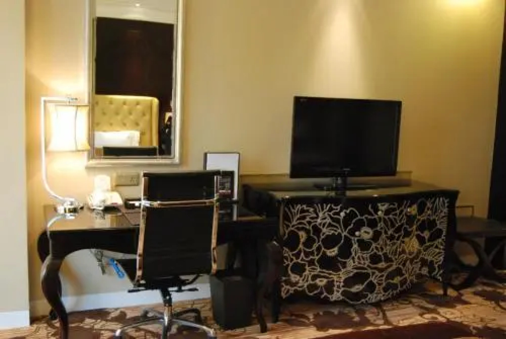 Days Hillsun & Suite