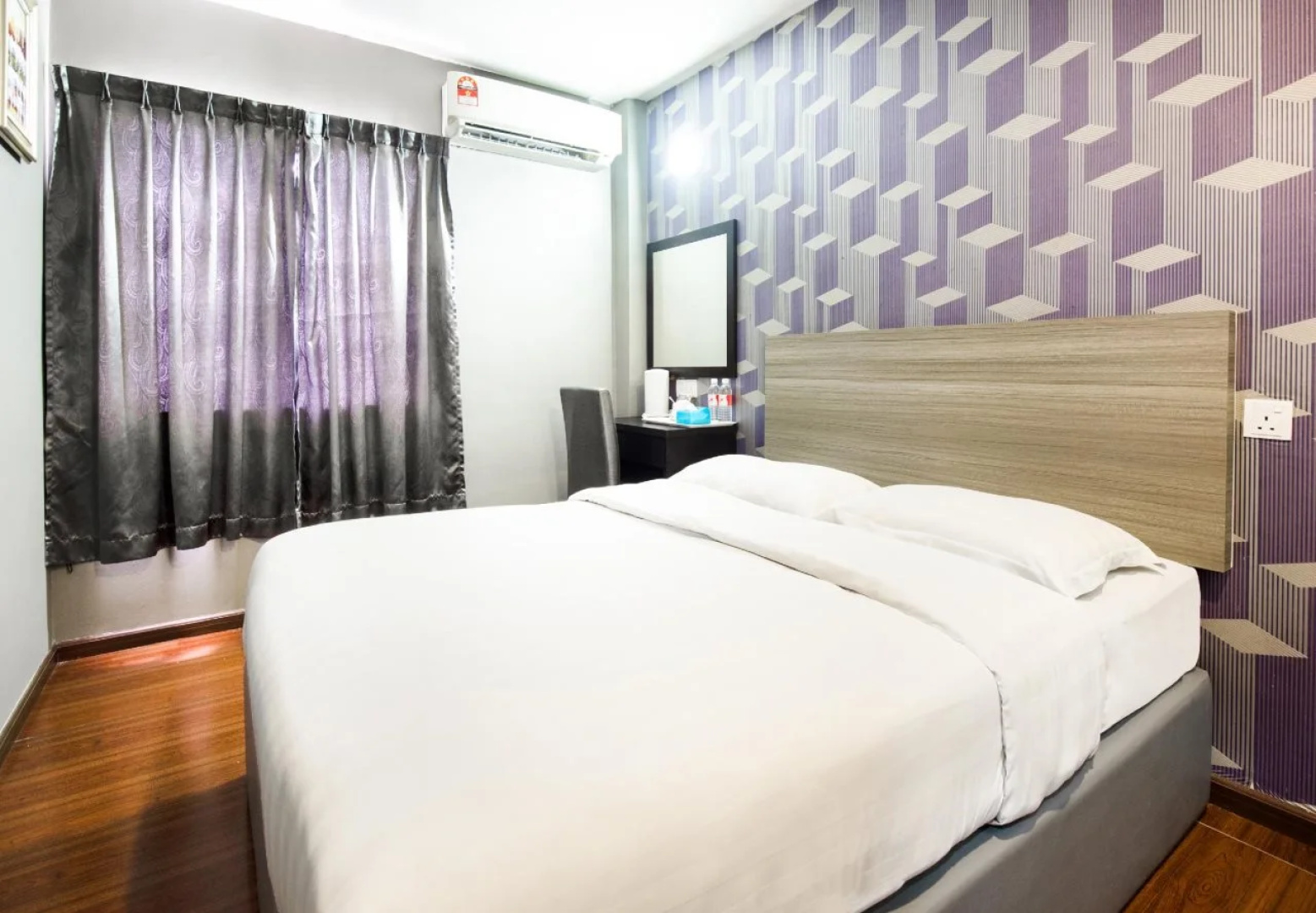 OYO 383 V3 Hotel Nusajaya