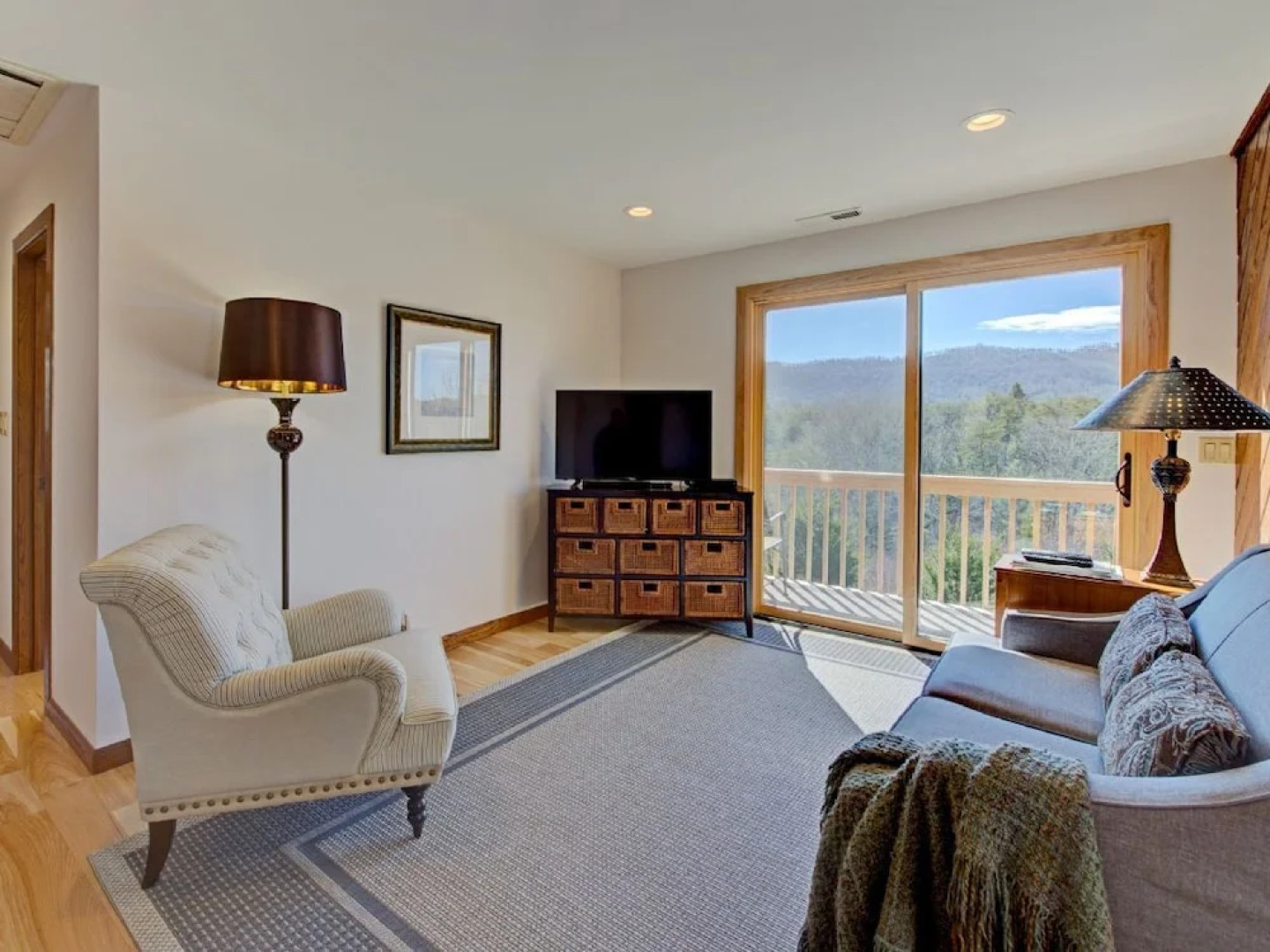 Tree Tops - 3 Br Home