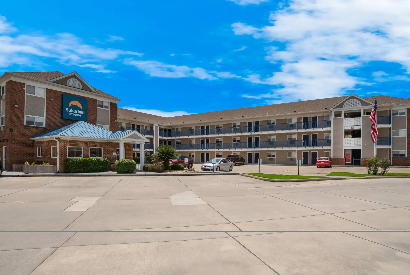 Suburban Studios Biloxi North Area