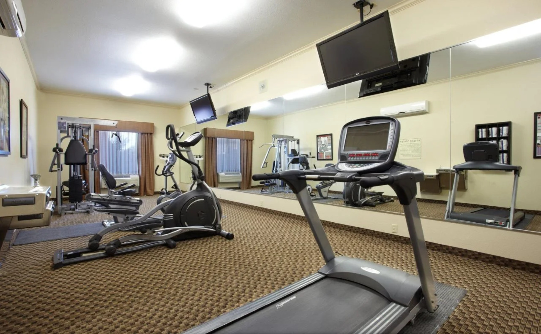 Holiday Inn Express & Suites Deer Park by IHG