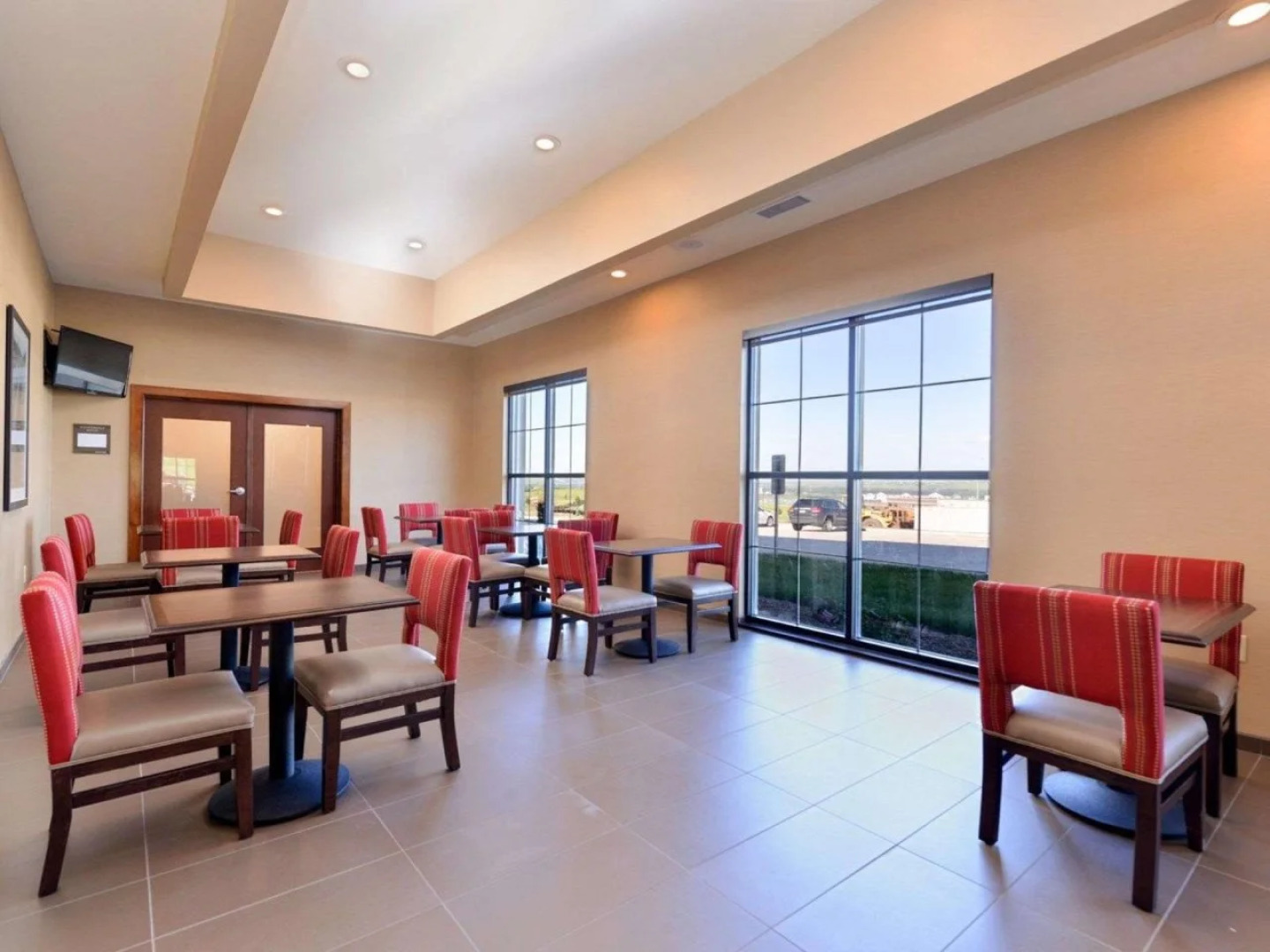 Comfort Inn & Suites Mandan - Bismarck