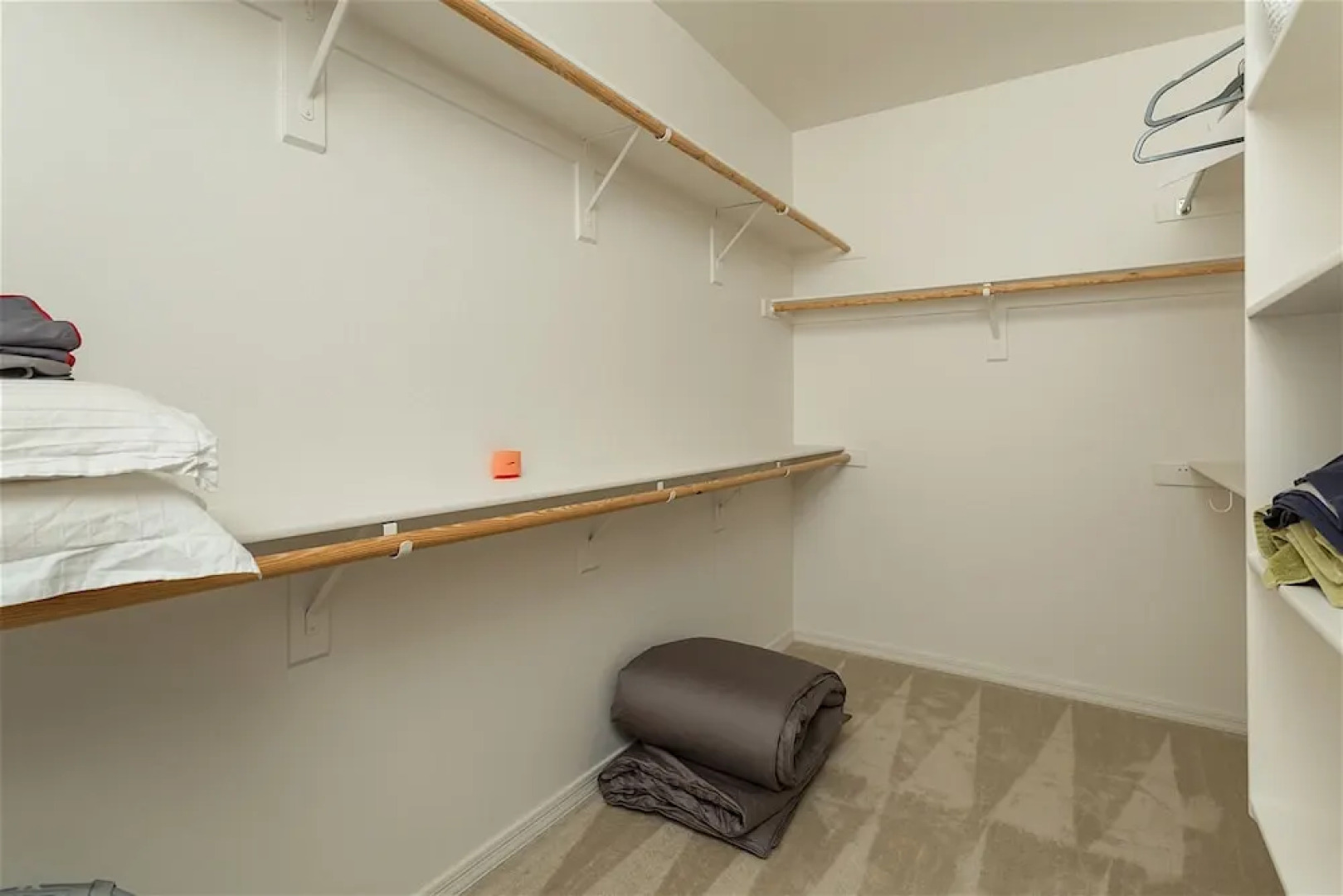 Pinnacle Vista 5 BR by Casago