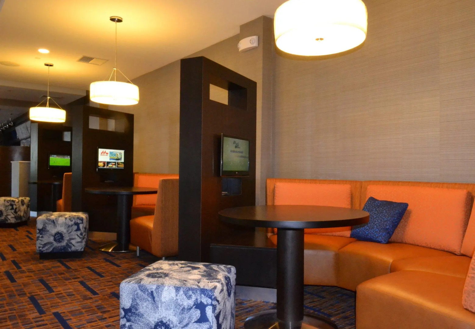 Courtyard By Marriott Cape Cod Hyannis