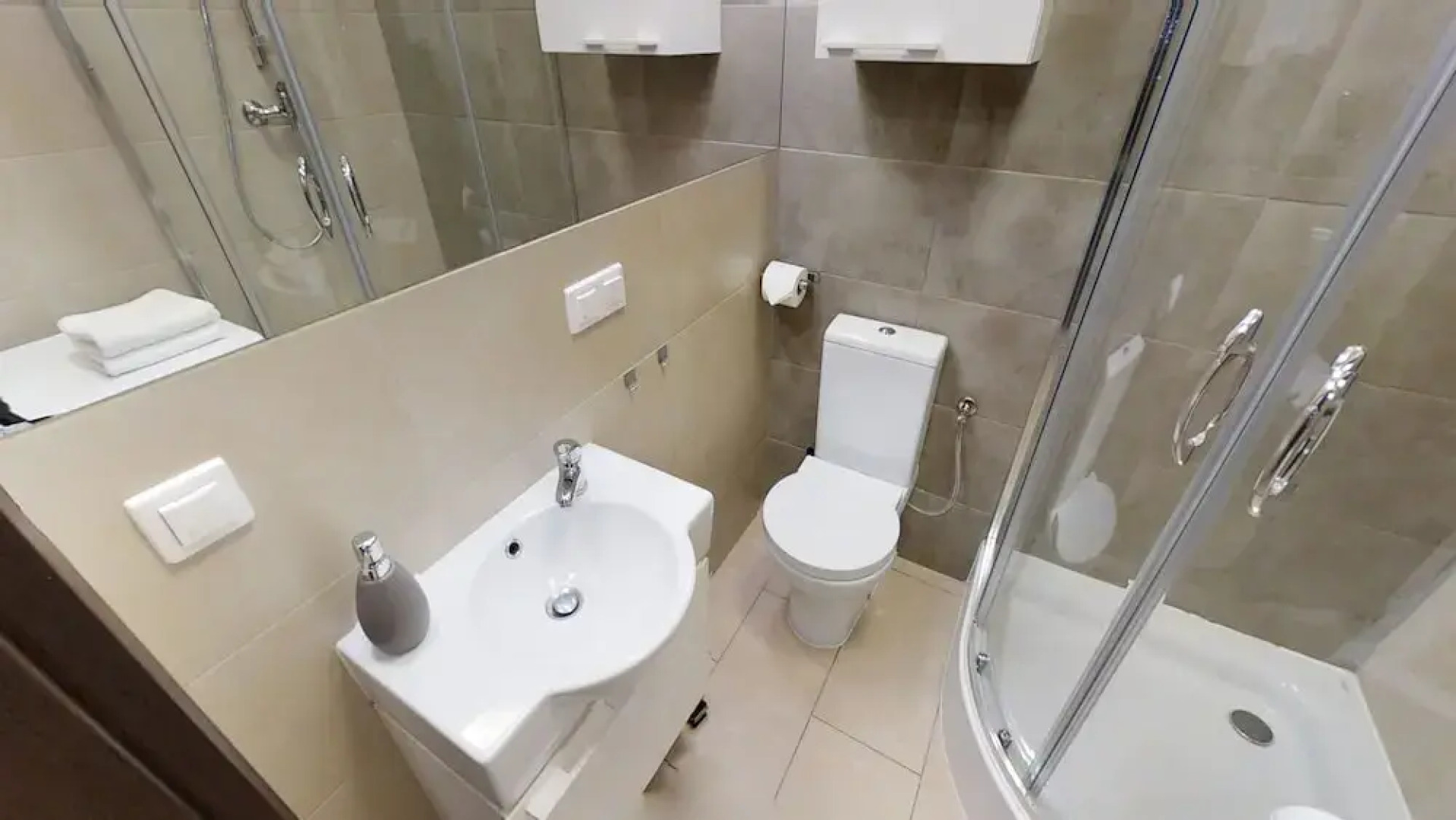 Rint - Centrum Świętojańska Street