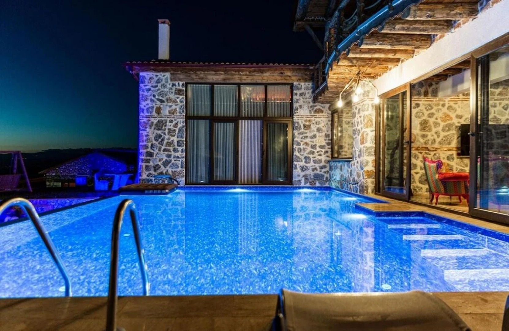 Magnificient Stone House With Private Pool and Jacuzzi in Iznik Bursa