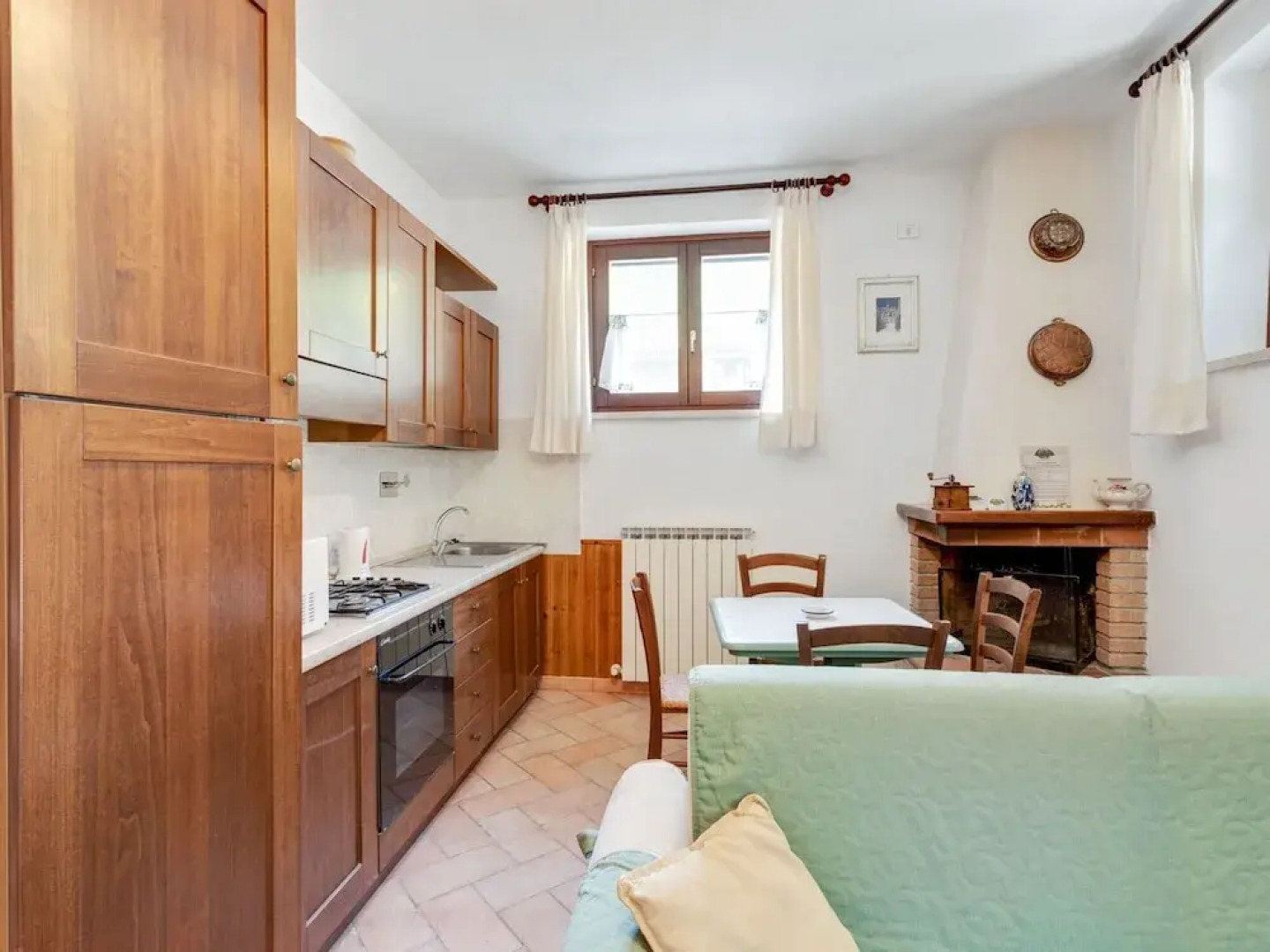 Apartment in Umbria Near Majestic Mountains