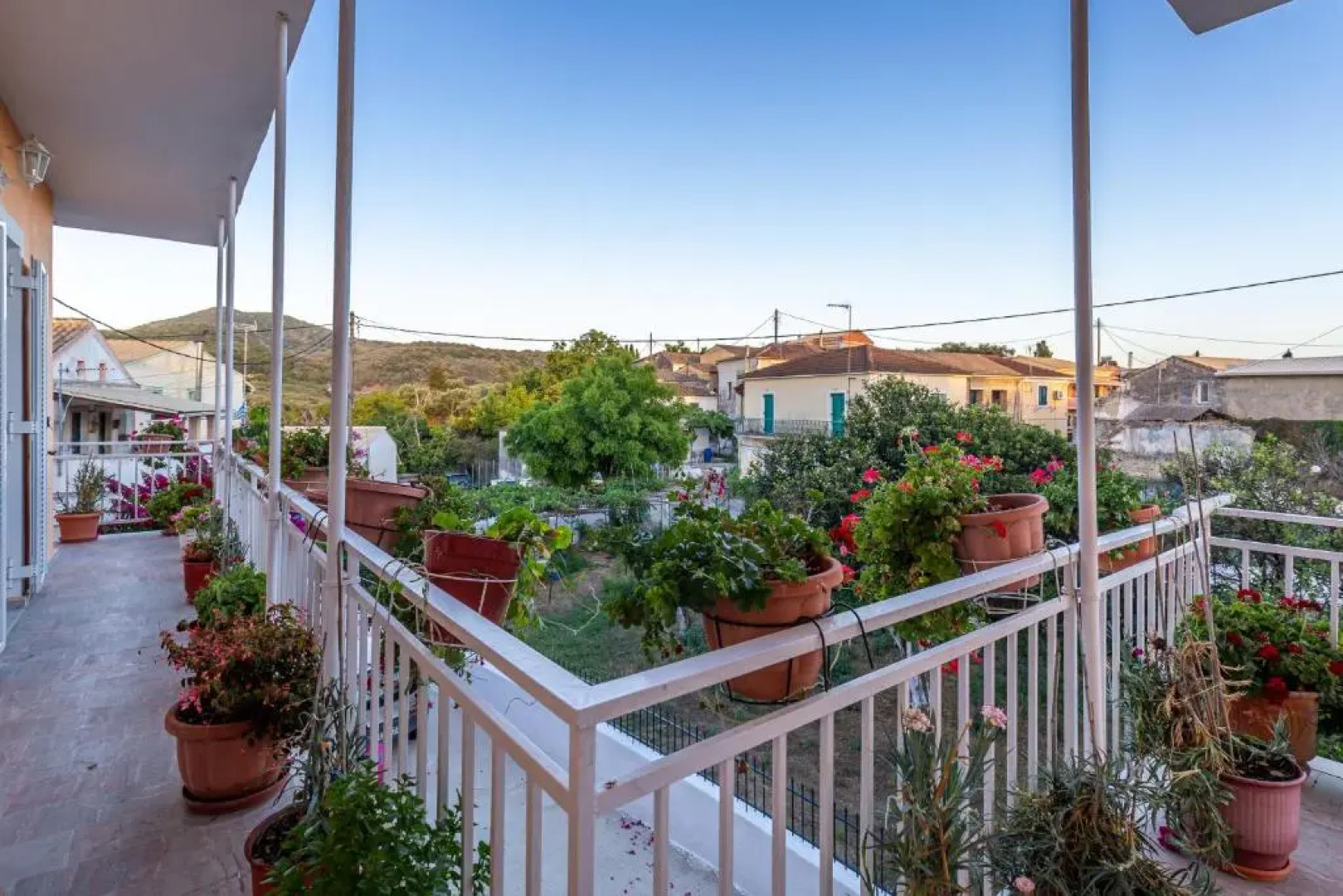 Dimitra House - Corfiot country side getaway