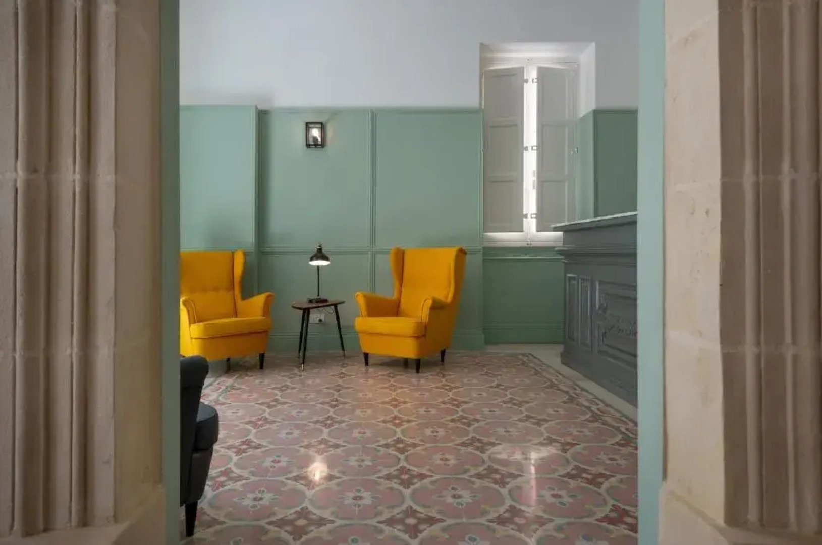 Chapter 5 Boutique Hotel