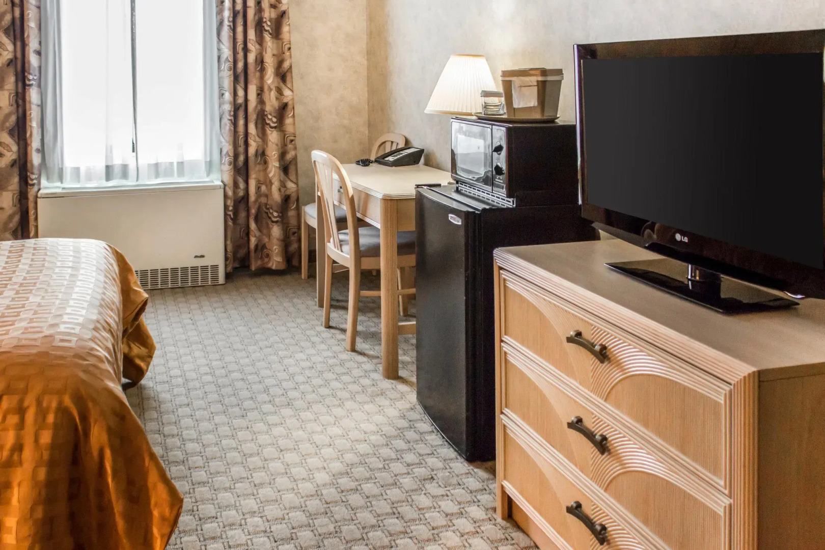 Clarion Hotel Lake Erie