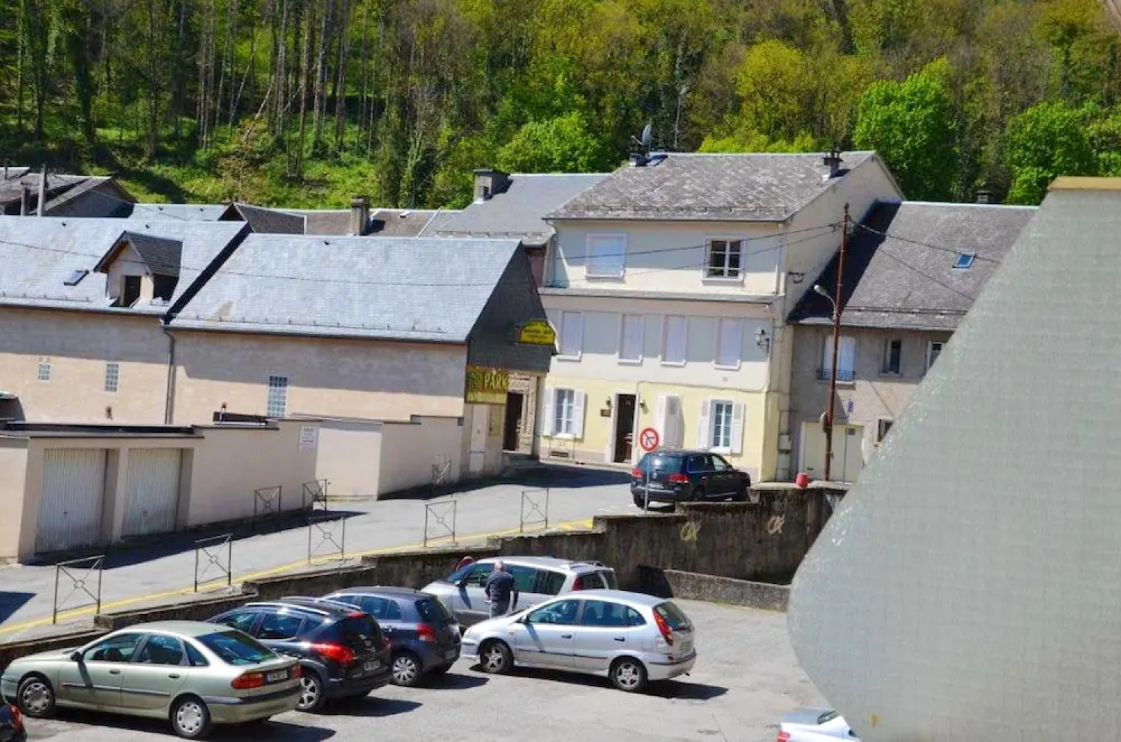Apartment With 2 Bedrooms in Bagnères-de-luchon, With Wonderful Mounta