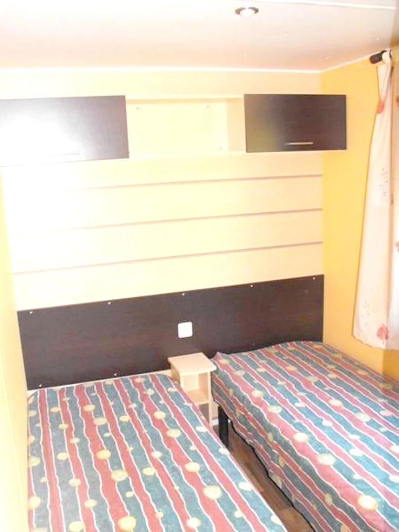 Property With 3 Bedrooms in Valras-plage, With Terrace - 800 m From th