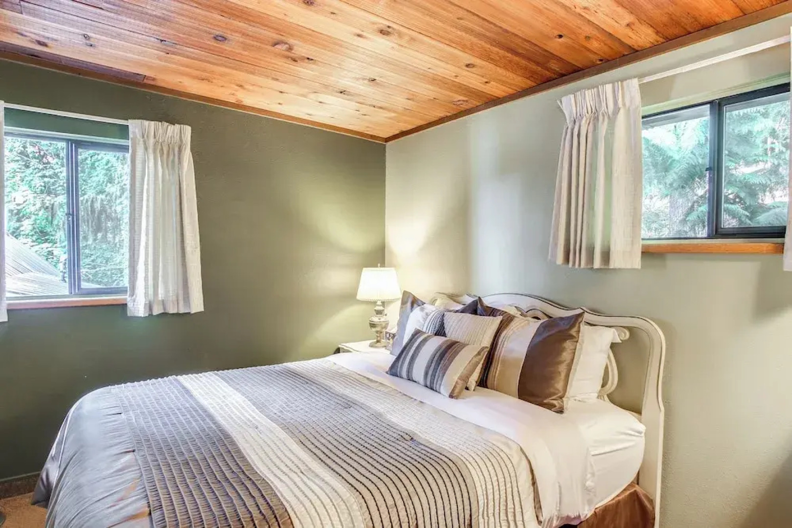 Coeur D'alene, Idaho Lake House W/beautiful Views!