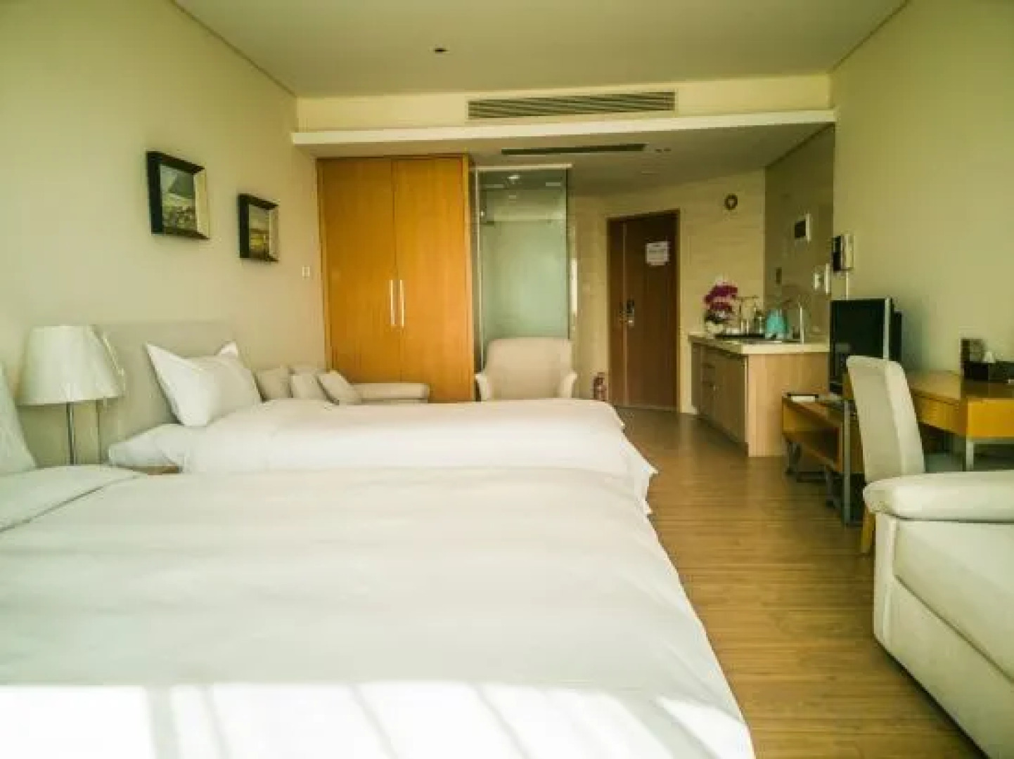 Fuxian Lake Lan'an Holiday Hotel