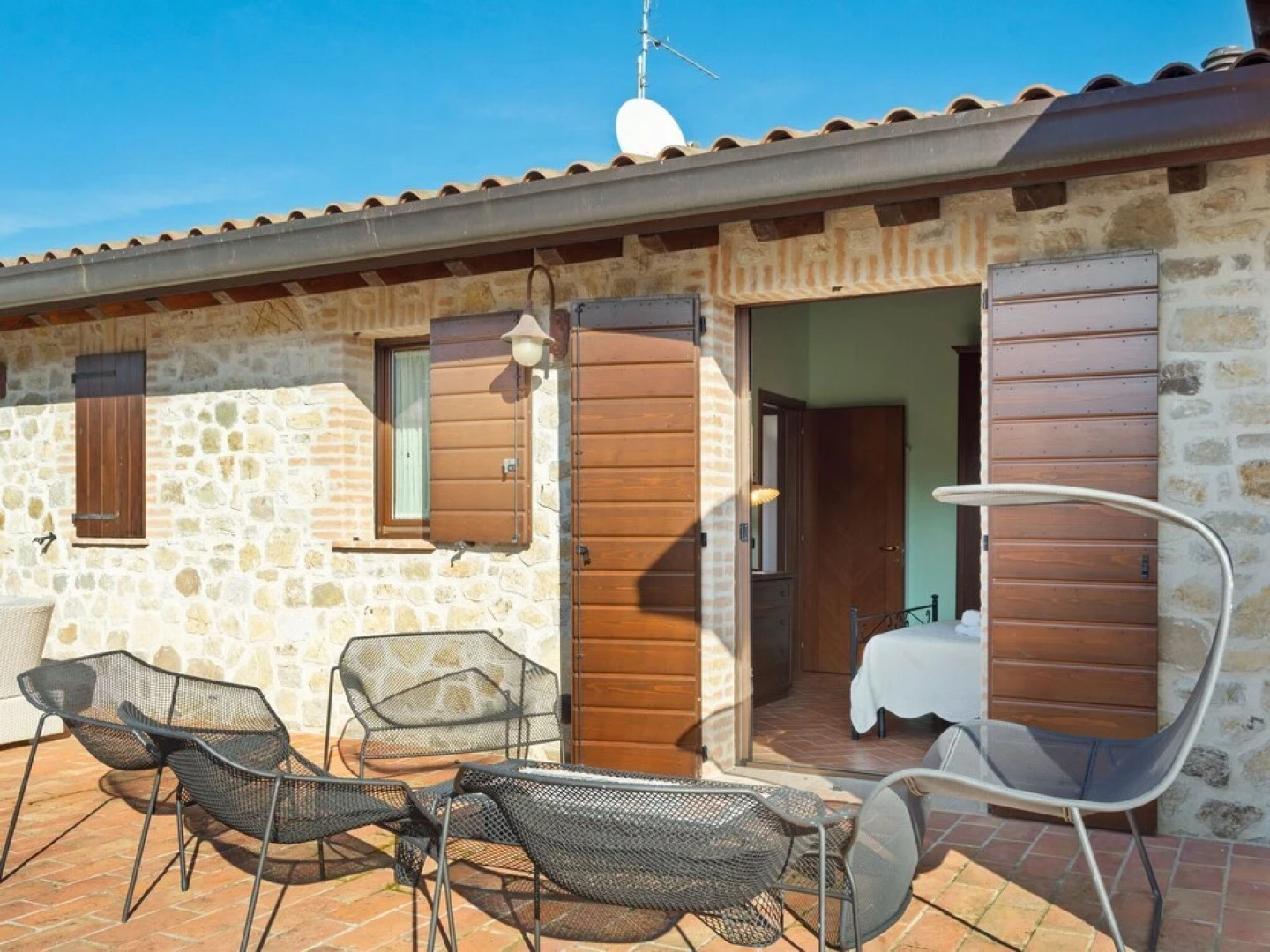 Lavish Holiday Home in Marsciano With Swimming Pool