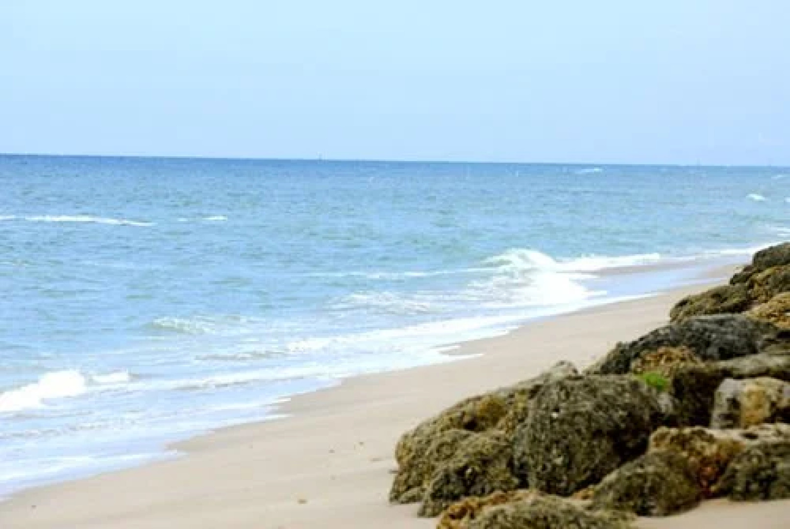 Sunrise Ocean Suites