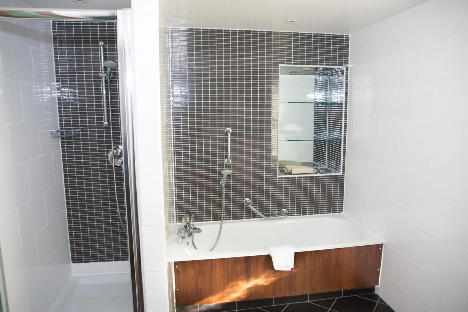 Best Western Plus Moat House Reading