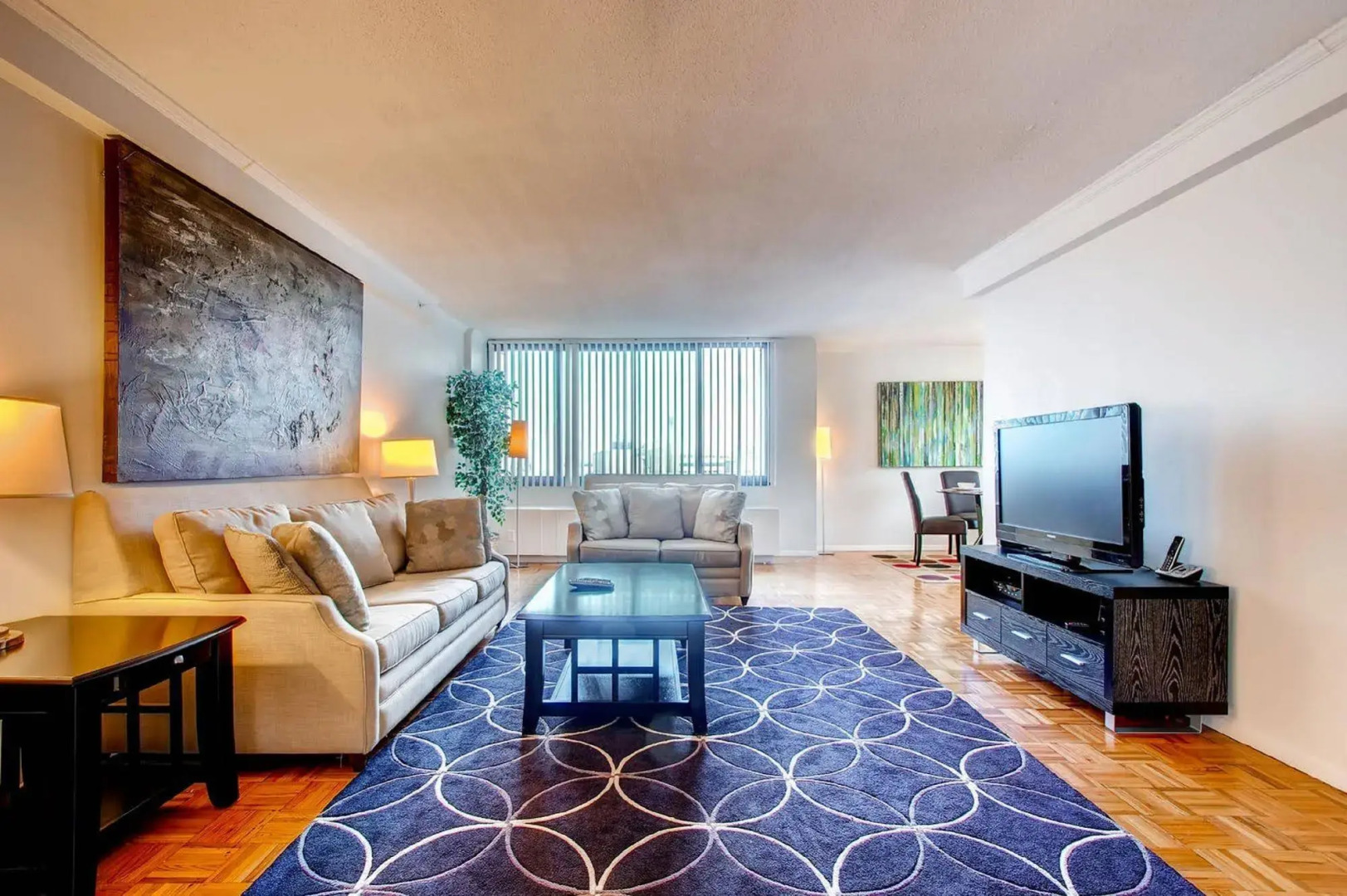 Global Luxury Suites at the Commonwealth