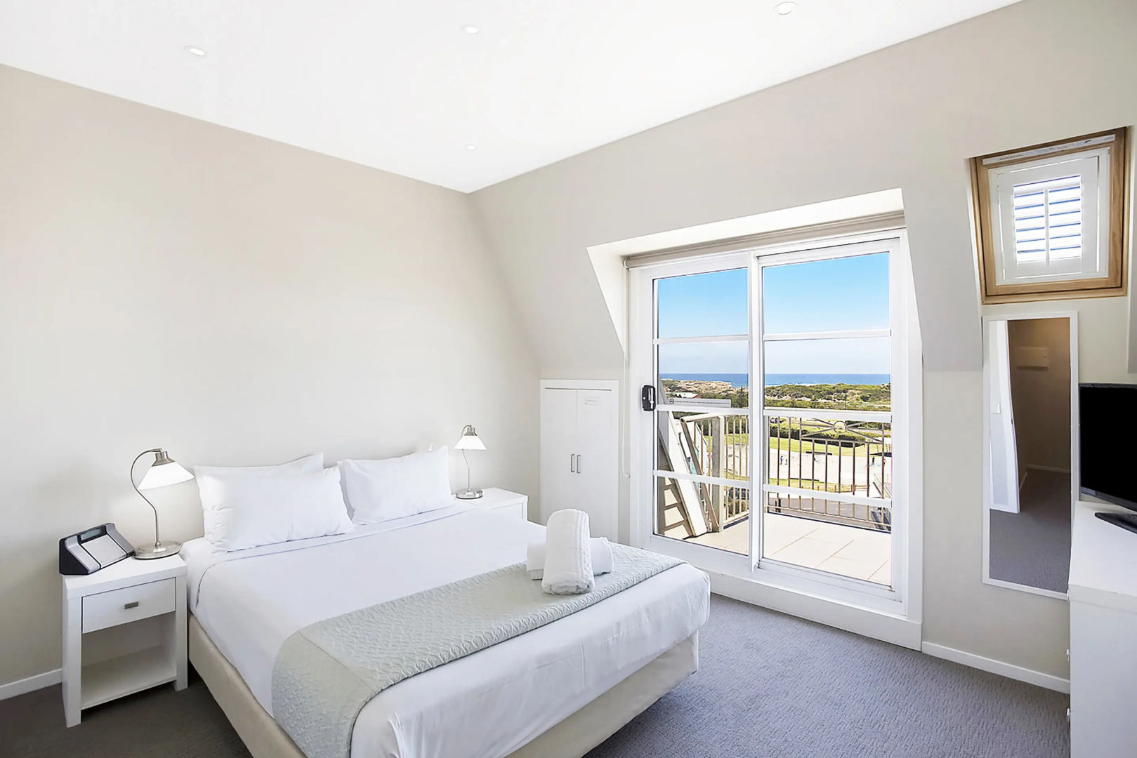 Deep Blue Hotel & Hot Springs