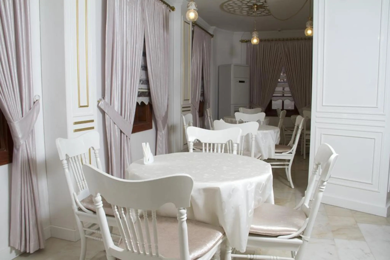 Ozkavak Hotel Kaleici