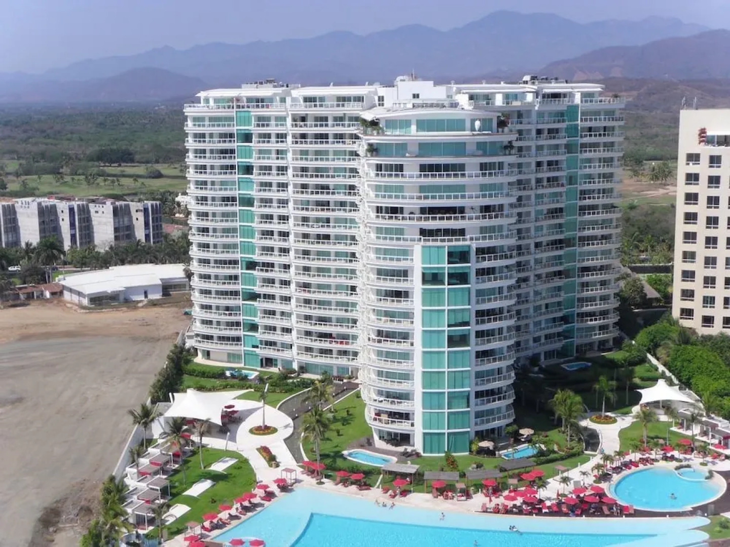 Bay View Grand Marina 3BR