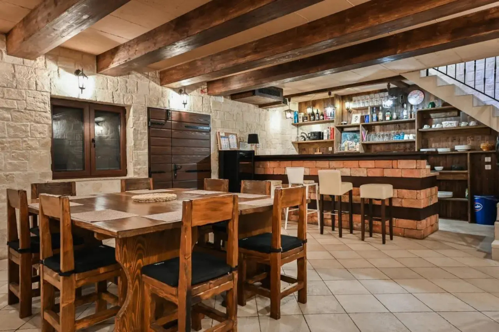 Authentic Stone House Stela & Lea