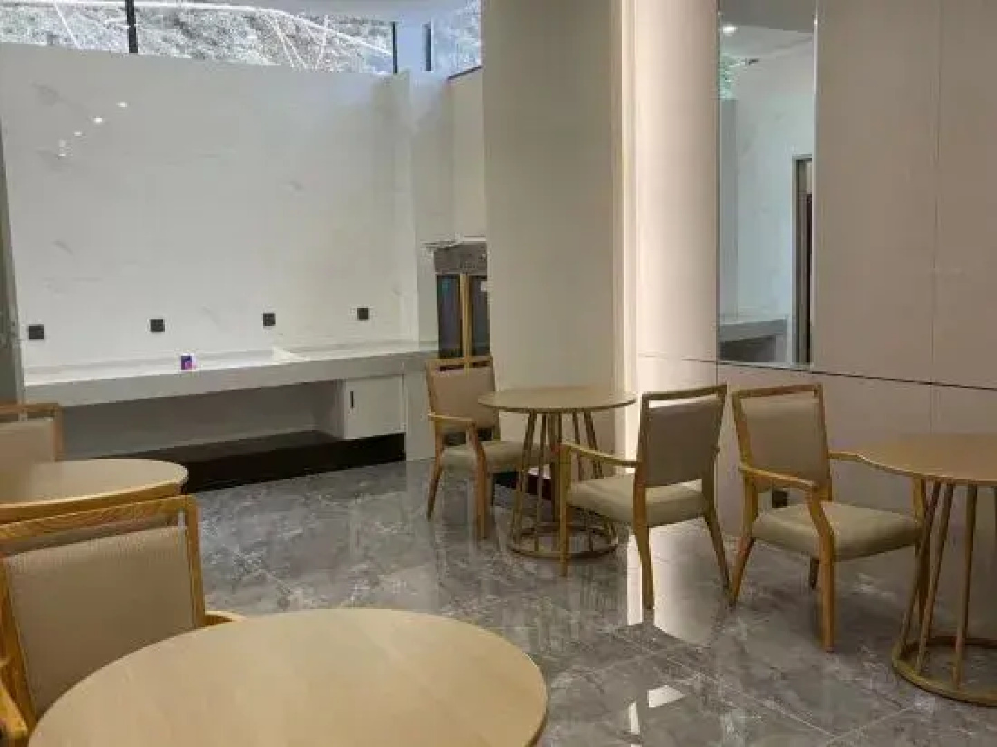 Enjoy Inn Hotel（Changjiang Store)