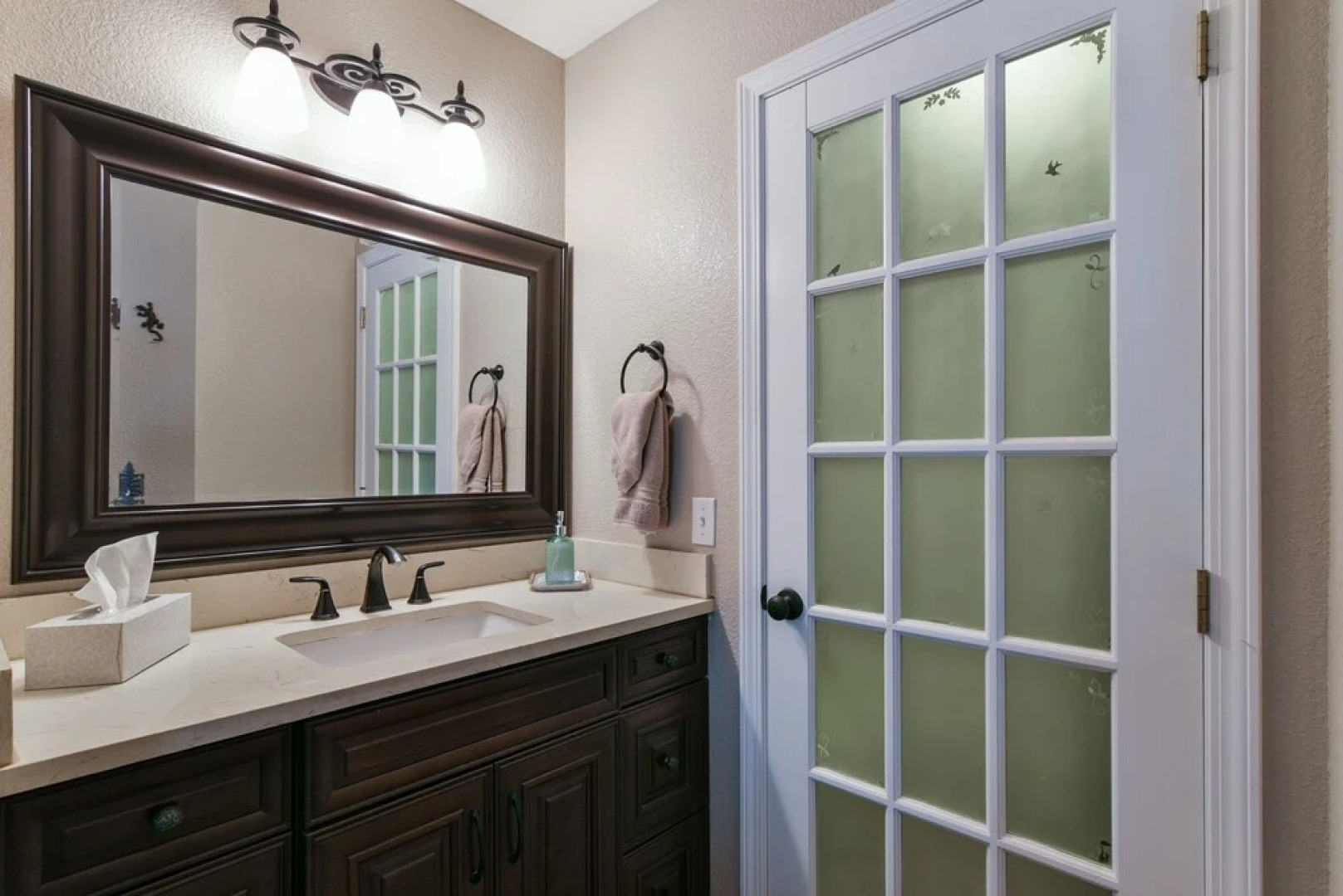 700 Emerald Point 3 Bedroom Condo