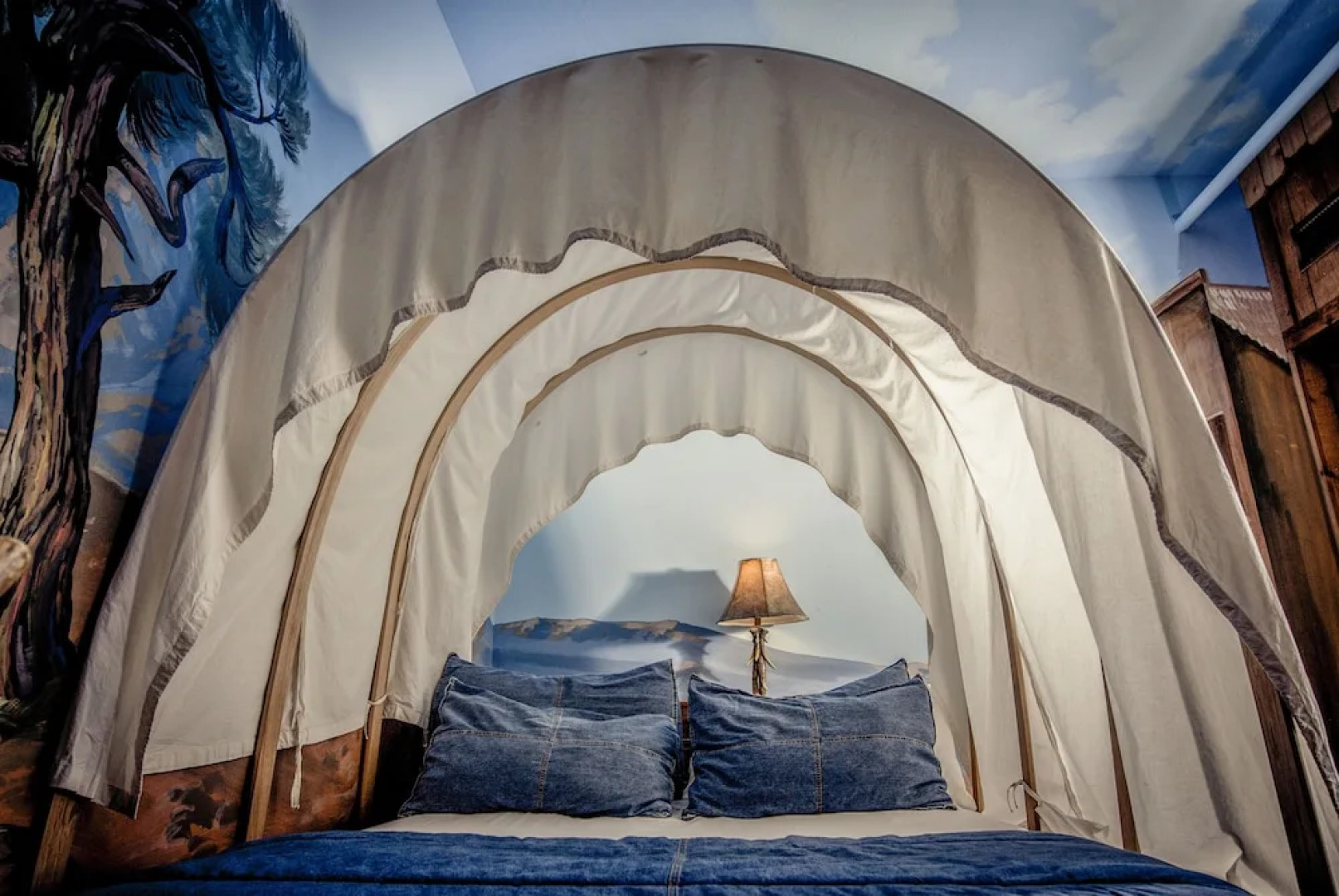 Anniversary Inn - 5th South