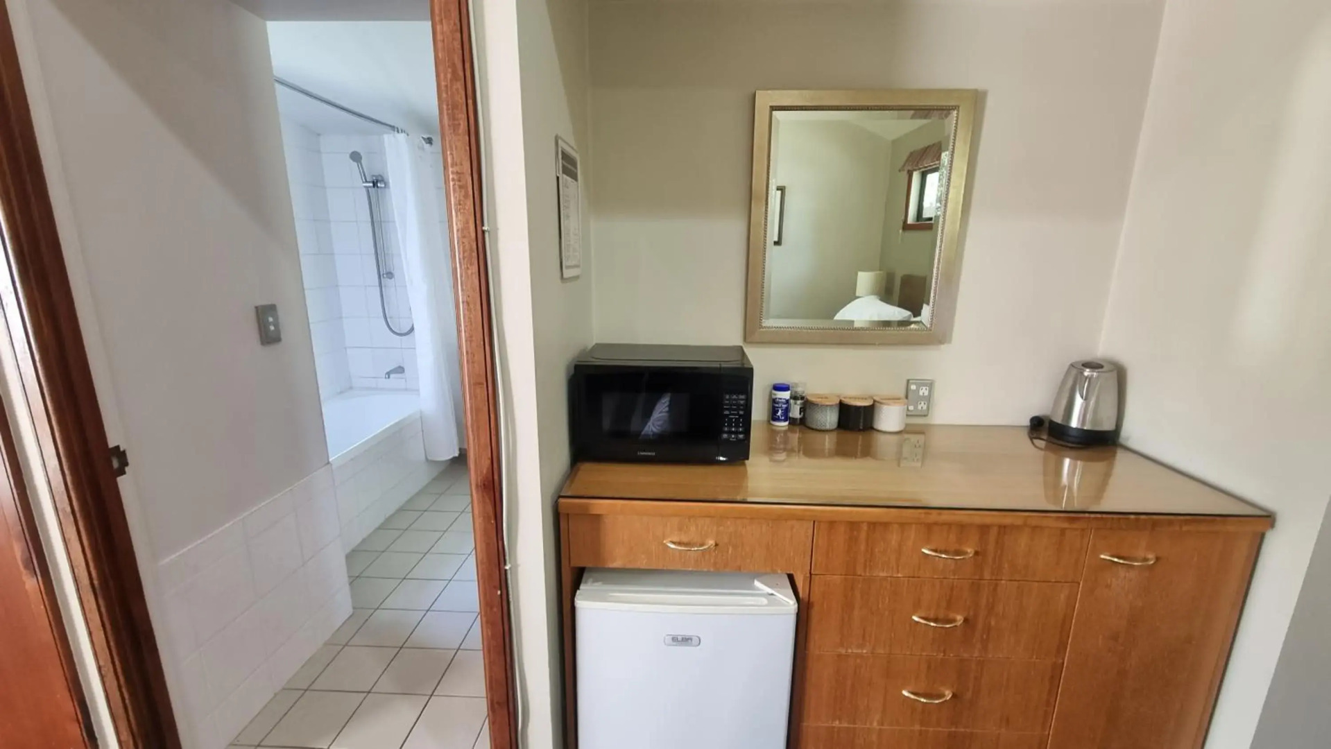 18 Jollies Pass Road - Garden Studio 346