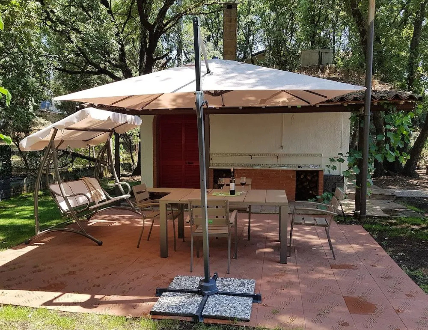 Chalet in the Woods Nestled in the oak Forest in Monterosso Etneo