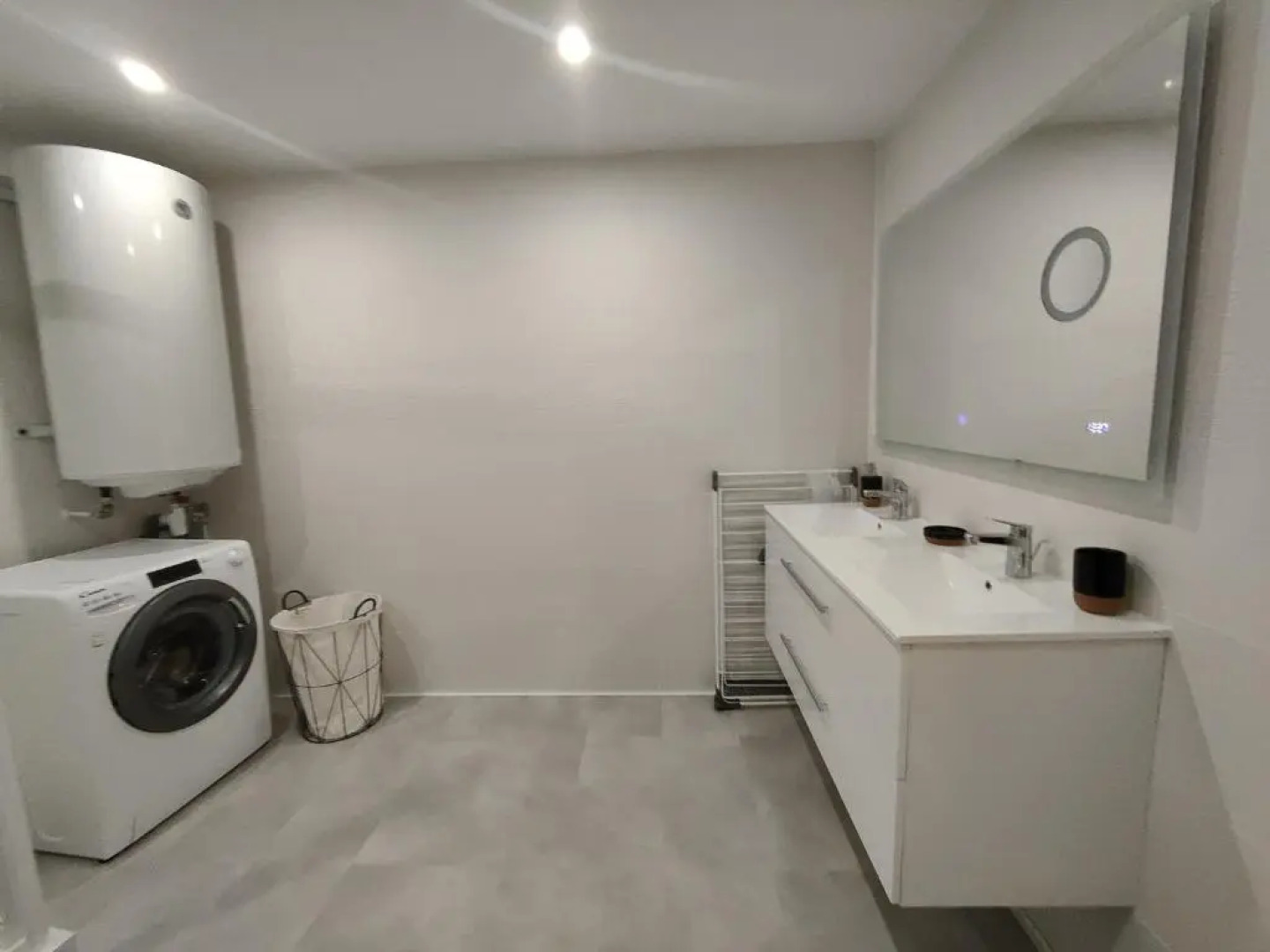 Bon Encontre, Allee de la Vierge