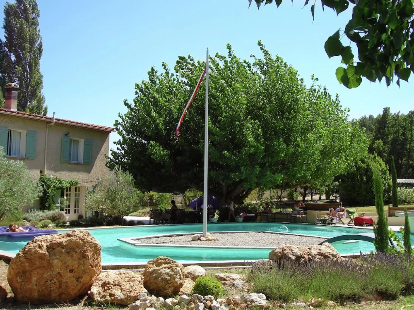 Plush Villa in Villecroze with Private Swimming Pool