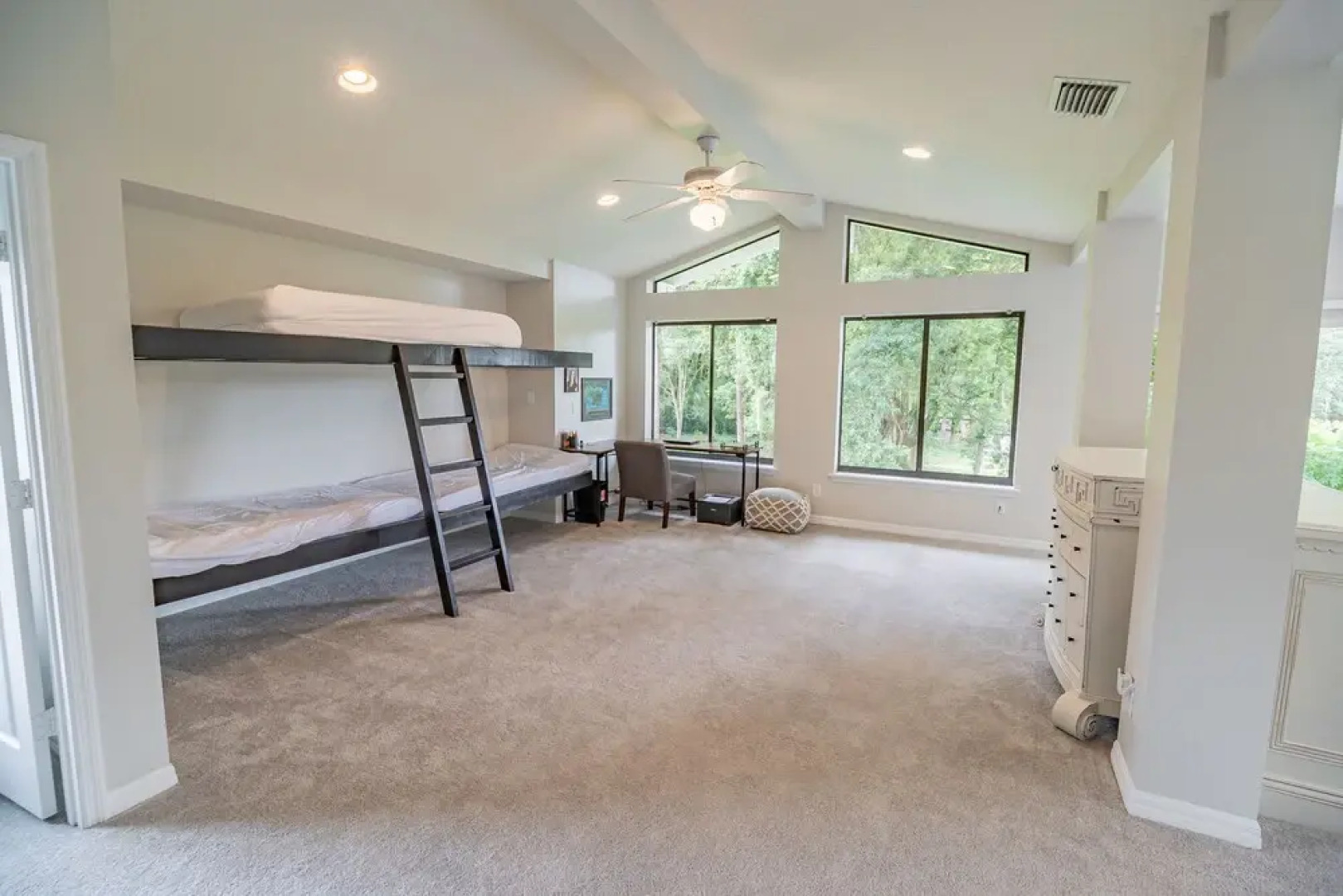 Spacious Country Estate