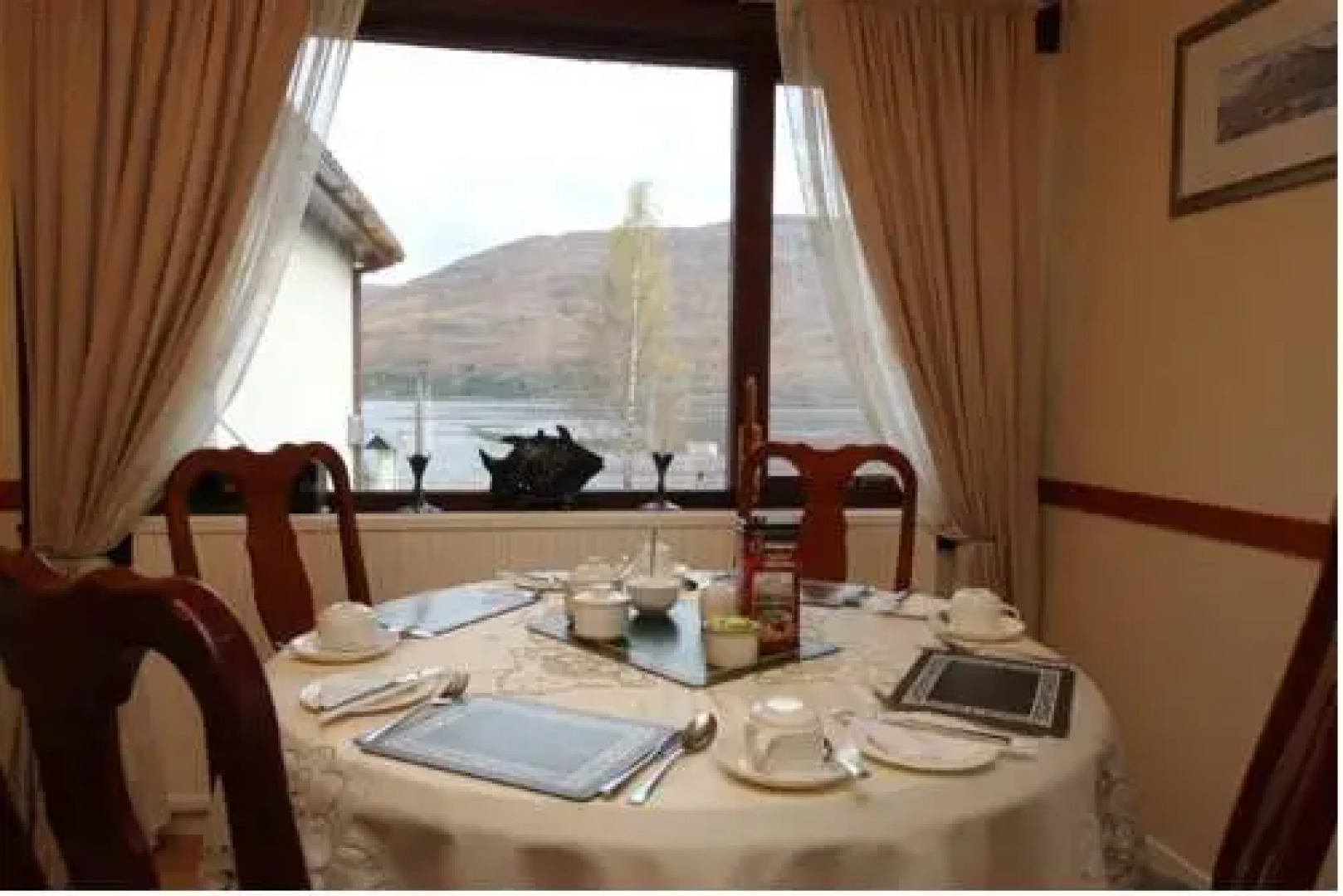 Stronchreggan View Guest House