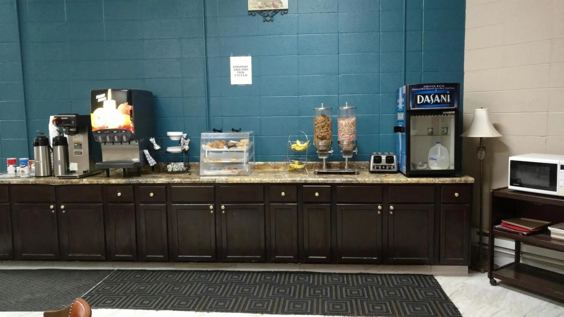 Faribault Hometown Inn & Suites