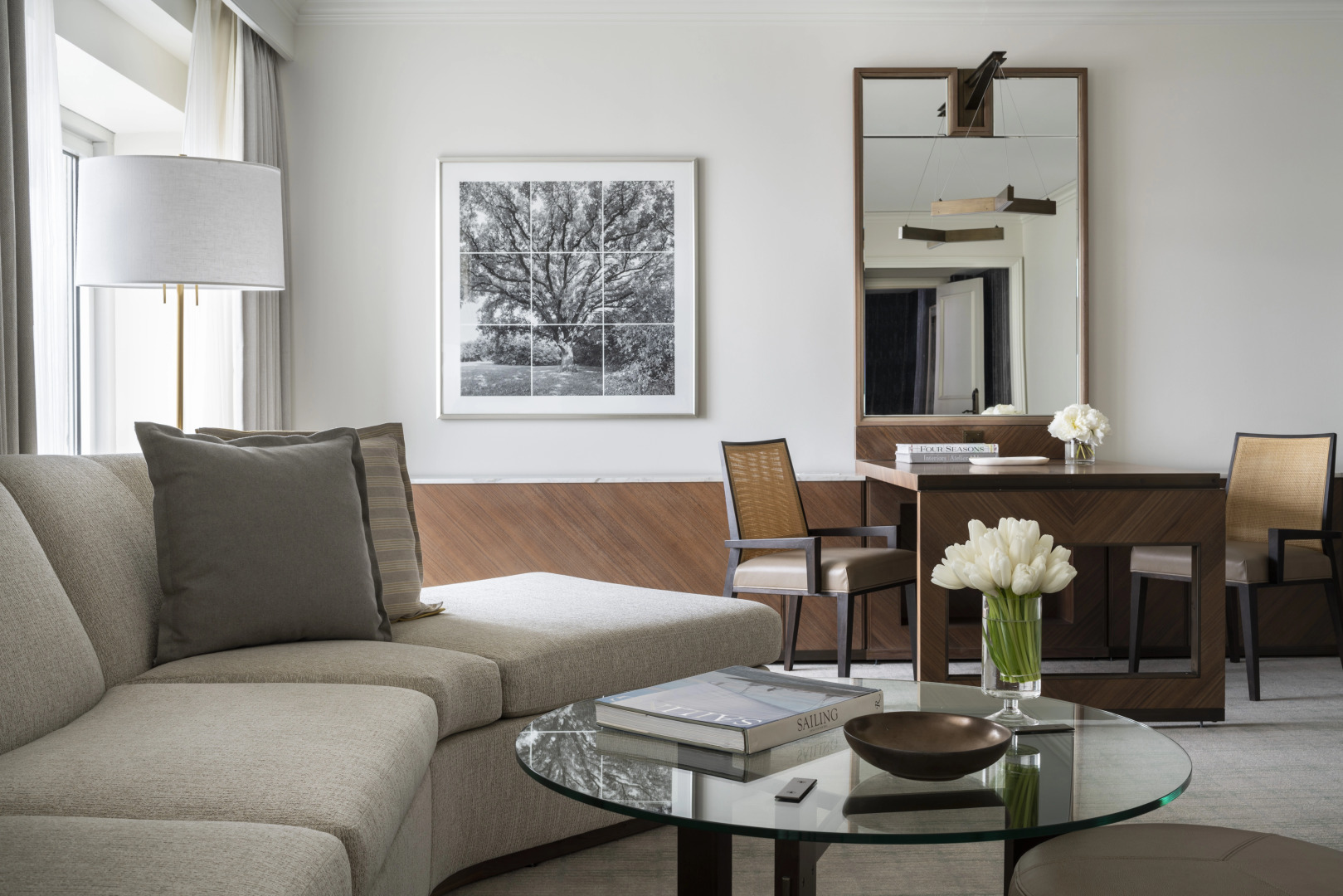 Отель Four Seasons Chicago