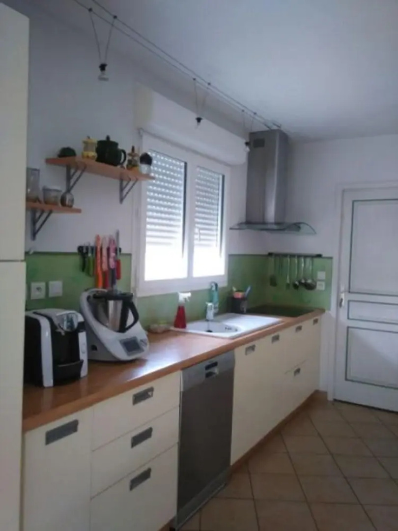 Villa With 3 Bedrooms In Lavergne, With Wonderful Lake View, Private Pool, Furnished Garden - 186 Km From The Beach