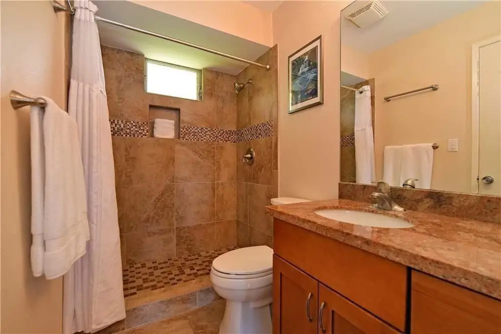 Lokelani #C104 - 1 Br condo by RedAwning