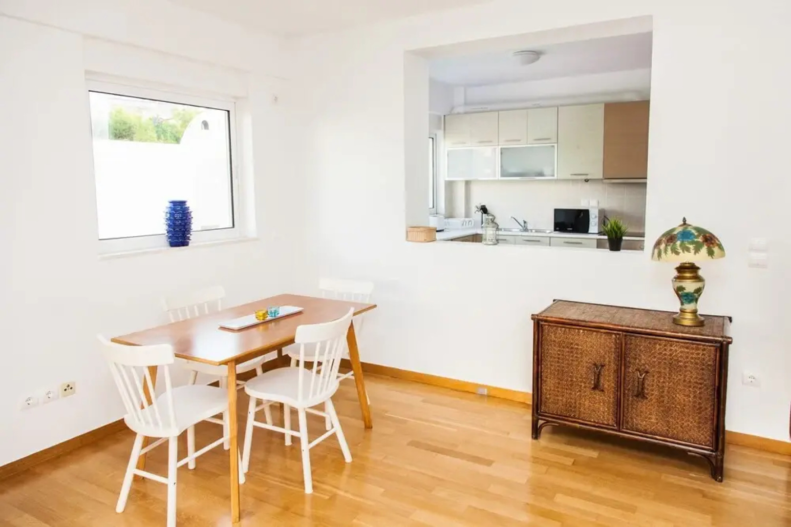 Cozy and Stylish APT 2BR in Rafina