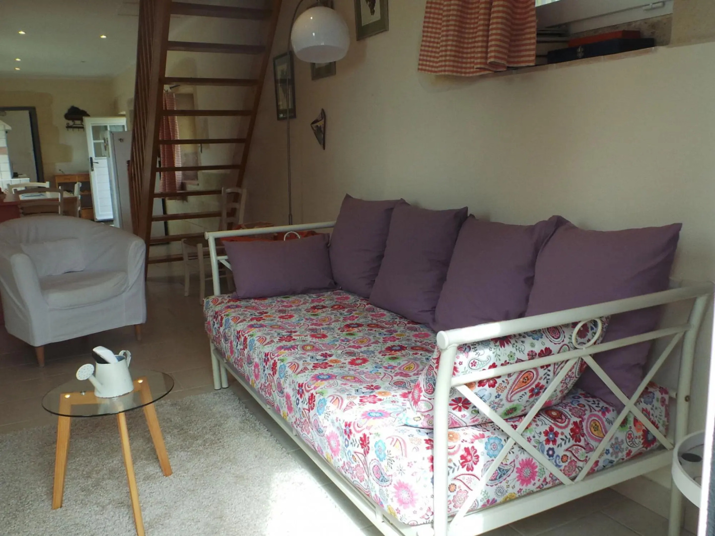 Renovated Dovecot With Pool, in the Vineyards Near Bordeaux