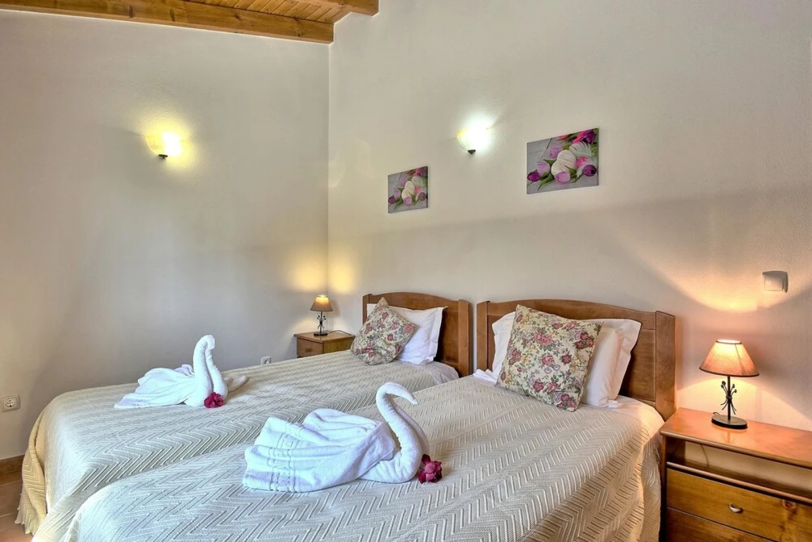 House With 4 Bedrooms in Sines, With Wonderful Mountain View, Enclosed