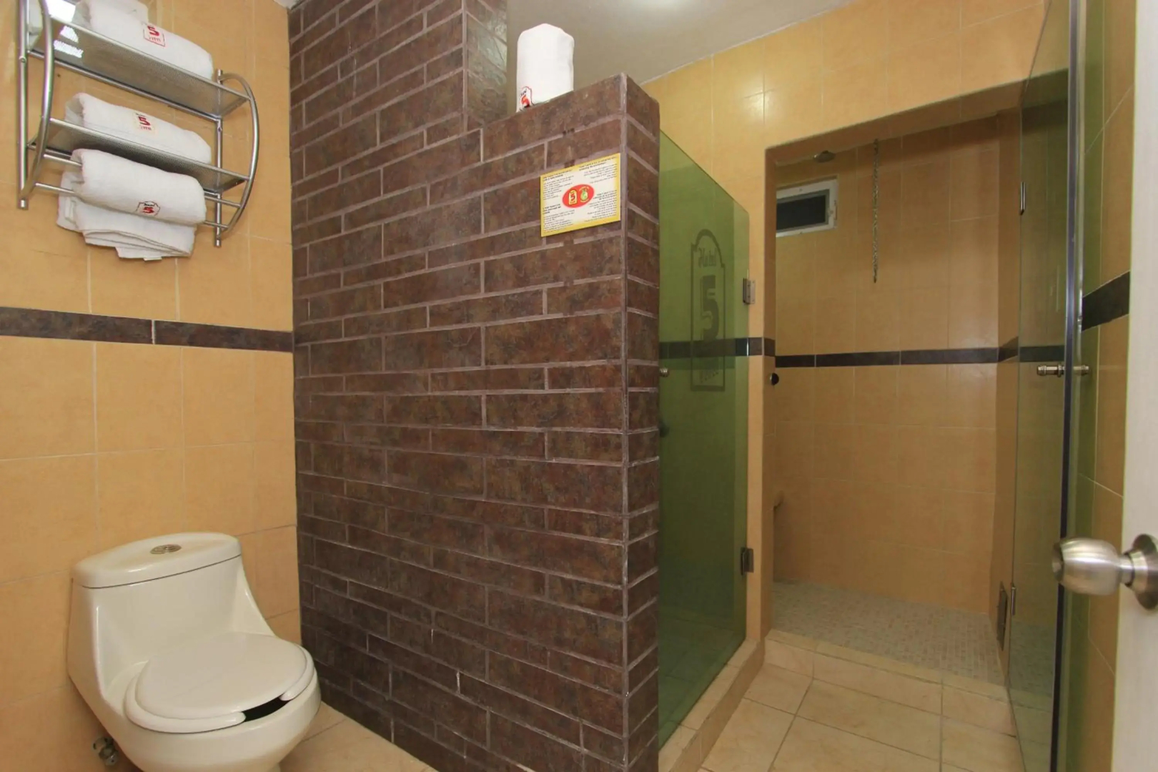 Hotel 5inn