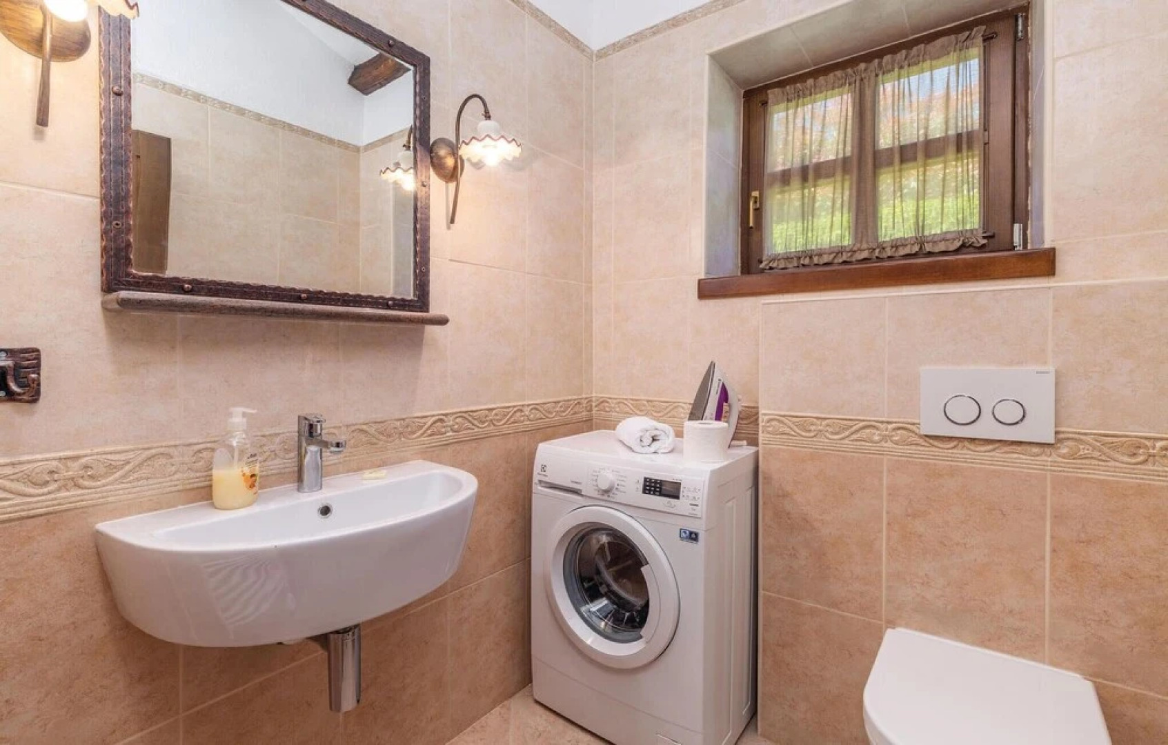 Amazing Home in Strpacici With Sauna, Wifi and 3 Bedrooms