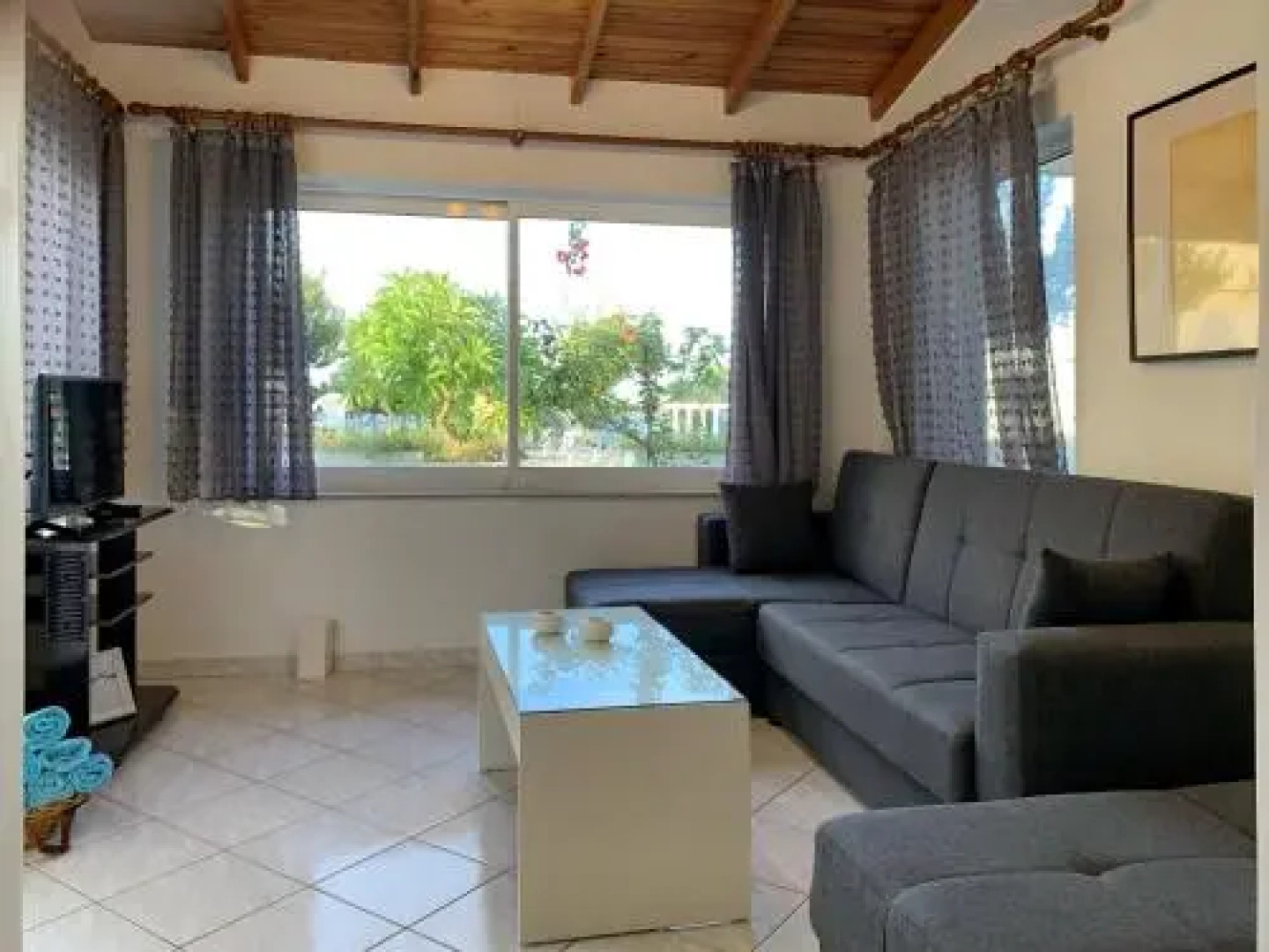 Rouladina Apartments