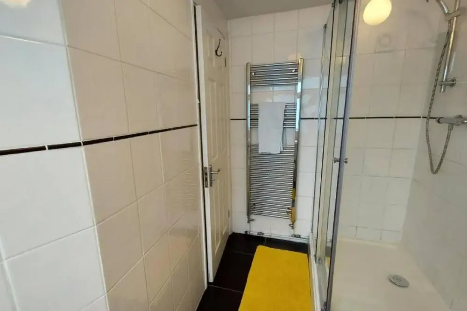 Gilling Villa Remarkable 4-bed House in Gillingham