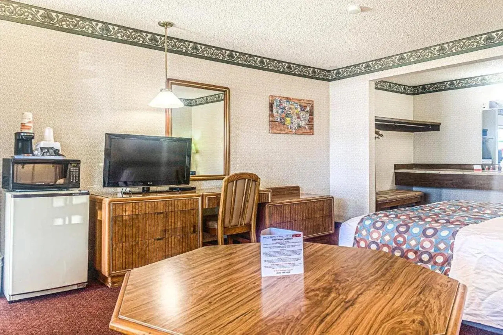 Econo Lodge Inn & Suites Winnemucca