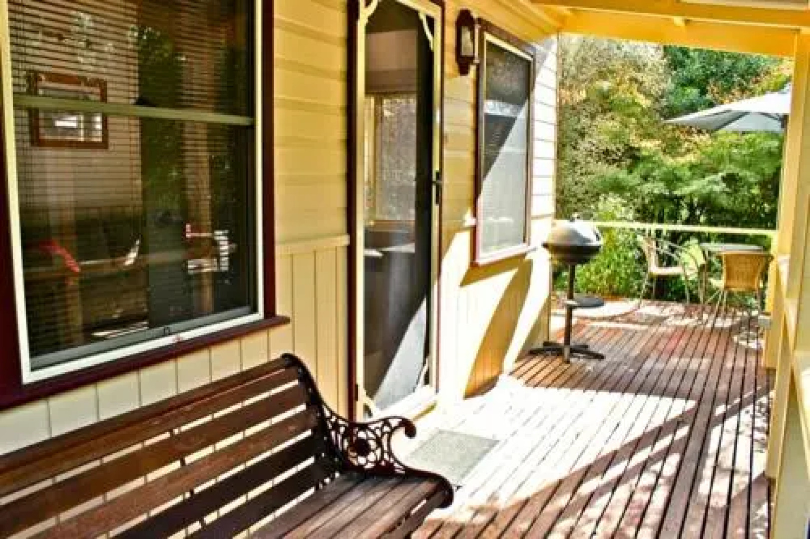 Autumn Leaf Cottage 1
