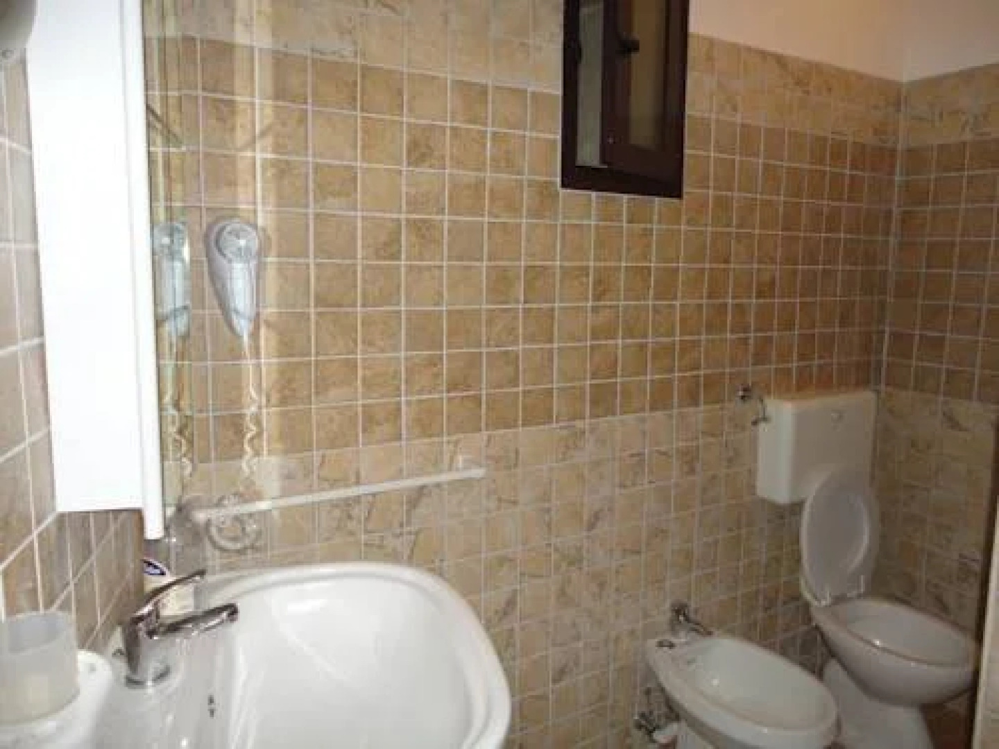 Apulia Hotels Castel del Monte