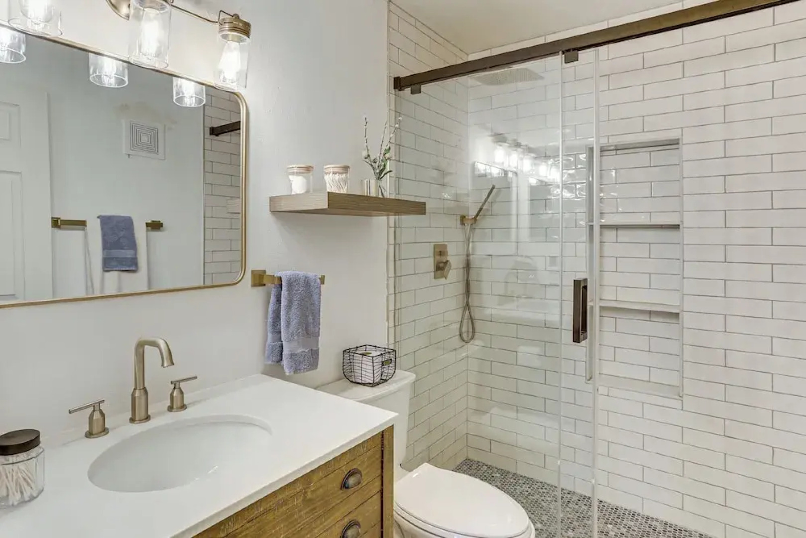 Cozy Edwards Townhome, Completely Remodeled!